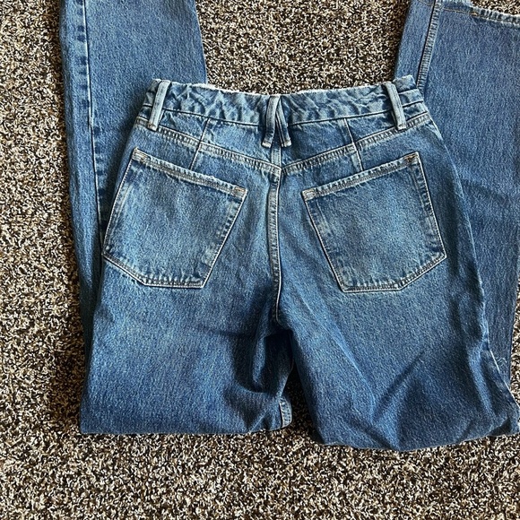 Good American Blue Straight Leg Jeans with Distressed Knees - Picture 6 of 8